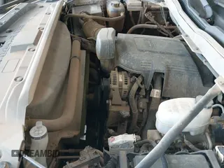 ✅ 2019 Chevrolet Silverado 2500HD LT • VIN: 1GC1KSEG3KF137272 • Lot: 39880414. Wystawiony na IAAI z przebiegiem 158 275 mil. Bezpłatny archiwum sprzedaży aukcyjnych z USA i szczegółowy raport historii pojazdu na DreamBid. Zdjęcie 20.