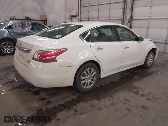 ✅ 2014 Nissan Altima 2.5 • VIN: 1N4AL3APXEN381994 • Lot: 43992236. Wystawiony na IAAI z przebiegiem 188 442 mil. Bezpłatny archiwum sprzedaży aukcyjnych z USA i szczegółowy raport historii pojazdu na DreamBid. Zdjęcie 4.