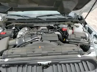 ✅ 2025 GMC Sierra 2500HD • VIN: 1GT5ULEY2SF259194 • Lot: 83847635. Wystawiony na Copart z przebiegiem 5 781 mil. Bezpłatny archiwum sprzedaży aukcyjnych z USA i szczegółowy raport historii pojazdu na DreamBid. Zdjęcie 13.