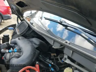 ✅ 2015 Ford Transit • VIN: 1FTYR2XM7FKA87311 • Lot: 43661265. Wystawiony na IAAI z przebiegiem 151 244 mil. Bezpłatny archiwum sprzedaży aukcyjnych z USA i szczegółowy raport historii pojazdu na DreamBid. Zdjęcie 19.