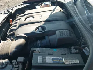 ✅ 2013 Volkswagen Passat S • VIN: 1VWAP7A32DC130705 • Lot: 42646832. Wystawiony na IAAI z przebiegiem 137 642 mil. Bezpłatny archiwum sprzedaży aukcyjnych z USA i szczegółowy raport historii pojazdu na DreamBid. Zdjęcie 19.