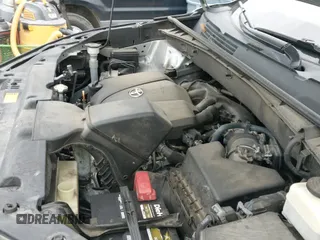 ✅ 2017 Toyota Highlander Limited • VIN: 5TDDZRFHXHS393913 • Lot: 43388149. Listed on IAAI with 149,357 mi. Free auction sales archive from the USA and detailed vehicle history report at DreamBid. Image 19.