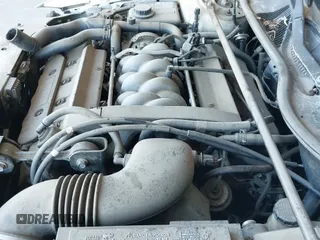 ✅ 2000 Lincoln Continental • VIN: 1LNHM97V9YY821894 • Lot: 41657199. Wystawiony na IAAI z przebiegiem 218 330 mil. Bezpłatny archiwum sprzedaży aukcyjnych z USA i szczegółowy raport historii pojazdu na DreamBid. Zdjęcie 13.