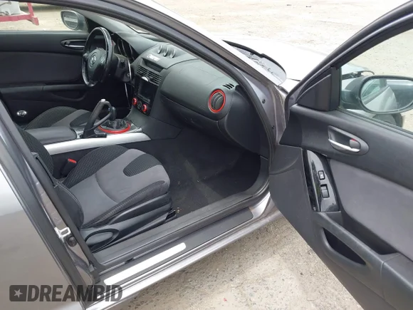 ✅ 2004 Mazda RX-8 • VIN: JM1FE173140130103 • Lot: 45424791. Wystawiony na IAAI z przebiegiem 98 582 mil. Bezpłatny archiwum sprzedaży aukcyjnych z USA i szczegółowy raport historii pojazdu na DreamBid. Zdjęcie 5.