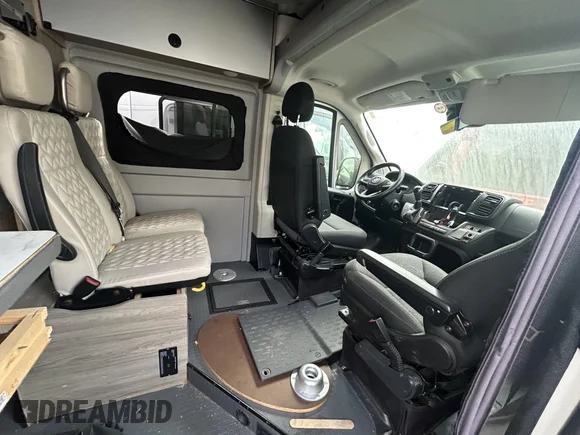 ✅ 2022 Ram ProMaster Cargo • VIN: 3C6LRVDG2NE103658 • Лот: 43215258. Опубліковано раніше на IAAI з пробігом Не вказано. Безкоштовний доступ до архіву аукціонних продажів зі США та докладний звіт про історію автомобіля на DreamBid. Зображення 8.
