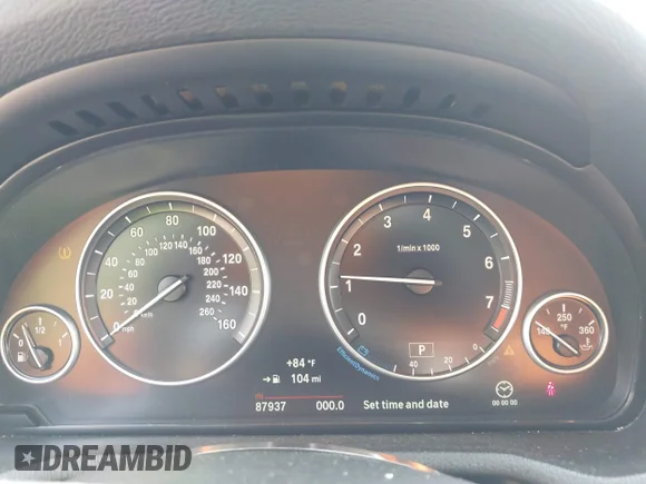 ✅ 2016 BMW X4 xDrive28i • VIN: 5UXXW3C56G0R21458 • Lot: 44931093. Wystawiony na IAAI z przebiegiem 87 937 mil. Bezpłatny archiwum sprzedaży aukcyjnych z USA i szczegółowy raport historii pojazdu na DreamBid. Zdjęcie 7.