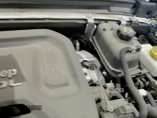 ✅ 2018 Jeep Wrangler Unlimited Sport S • VIN: 1C4HJXDN0JW215522 • Lot: 91075525. Wystawiony na Copart z przebiegiem 106 109 mil. Bezpłatny archiwum sprzedaży aukcyjnych z USA i szczegółowy raport historii pojazdu na DreamBid. Zdjęcie 14.