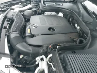 ✅ 2020 Mercedes-Benz GLC 300 • VIN: W1N0G8DB7LF783902 • Lot: 43041576. Wystawiony na IAAI z przebiegiem 47 365 mil. Bezpłatny archiwum sprzedaży aukcyjnych z USA i szczegółowy raport historii pojazdu na DreamBid. Zdjęcie 18.