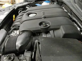 ✅ 2014 Volkswagen Passat Wolfsburg Edition • VIN: 1VWAH7A3XEC005188 • Lot: 41246544. Wystawiony na IAAI z przebiegiem 84 206 mil. Bezpłatny archiwum sprzedaży aukcyjnych z USA i szczegółowy raport historii pojazdu na DreamBid. Zdjęcie 19.