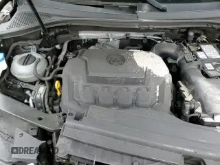 ✅ 2018 Volkswagen Tiguan SEL • VIN: 3VV3B7AX6JM008695 • Лот: 71567065. Опубликован ранее на Copart с пробегом 71 808 миль. Бесплатный доступ к архиву аукционных продаж из США и подробный отчёт об истории автомобиля на DreamBid. Изображение 16.