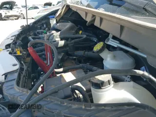 ✅ 2023 Ford Transit Passenger XL • VIN: 1FBAX2Y89PKA45043 • Лот: 39253709. Опубликован ранее на IAAI с пробегом 54 625 миль. Бесплатный доступ к архиву аукционных продаж из США и подробный отчёт об истории автомобиля на DreamBid. Изображение 19.