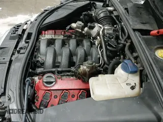 ✅ 2007 Audi RS 4 • VIN: WUARU78E87N903162 • Lot: 41553827. Wystawiony na IAAI z przebiegiem 146 880 mil. Bezpłatny archiwum sprzedaży aukcyjnych z USA i szczegółowy raport historii pojazdu na DreamBid. Zdjęcie 19.