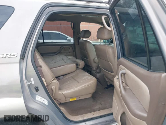 ✅ 2002 Toyota Sequoia SR5 • VIN: 5TDZT34A22S092165 • Lot: 44548906. Wystawiony na IAAI z przebiegiem 293 465 mil. Bezpłatny archiwum sprzedaży aukcyjnych z USA i szczegółowy raport historii pojazdu na DreamBid. Zdjęcie 8.