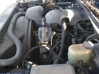 ✅ 2001 Chevrolet Suburban LT • VIN: 1GNEC16T11J144793 • Lot: 43750938. Listed on IAAI with 212,909 mi. Free auction sales archive from the USA and detailed vehicle history report at DreamBid. Image 12.