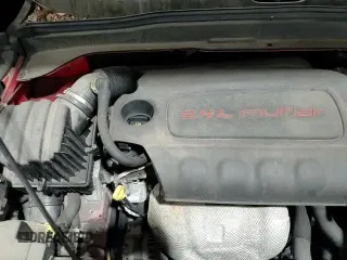 ✅ 2019 Jeep Renegade Sport • VIN: ZACNJBABXKPK89025 • Lot: 87409015. Wystawiony na Copart z przebiegiem 52 703 mil. Bezpłatny archiwum sprzedaży aukcyjnych z USA i szczegółowy raport historii pojazdu na DreamBid. Zdjęcie 14.