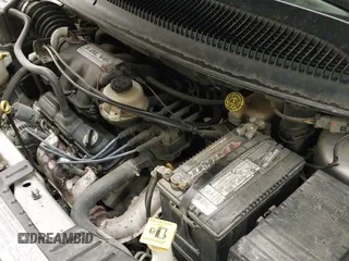 ✅ 2007 Chrysler Town & Country Touring • VIN: 2A4GP54L87R151822 • Lot: 41214165. Wystawiony na IAAI z przebiegiem 207 349 mil. Bezpłatny archiwum sprzedaży aukcyjnych z USA i szczegółowy raport historii pojazdu na DreamBid. Zdjęcie 19.