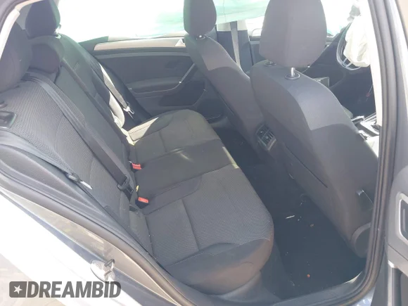✅ 2016 Volkswagen Golf TSI SE • VIN: 3VW217AU8GM032246 • Lot: 43260971. Wystawiony na IAAI z przebiegiem 95 197 mil. Bezpłatny archiwum sprzedaży aukcyjnych z USA i szczegółowy raport historii pojazdu na DreamBid. Zdjęcie 8.