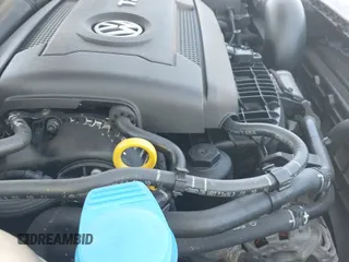 ✅ 2015 Volkswagen Passat SE • VIN: 1VWBT7A32FC014830 • Lot: 42191696. Wystawiony na IAAI z przebiegiem 132 168 mil. Bezpłatny archiwum sprzedaży aukcyjnych z USA i szczegółowy raport historii pojazdu na DreamBid. Zdjęcie 21.