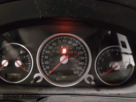 ✅ 2004 Chrysler Crossfire • VIN: 1C3AN69L64X000995 • Lot: 44234029. Wystawiony na IAAI z przebiegiem 55 887 mil. Bezpłatny archiwum sprzedaży aukcyjnych z USA i szczegółowy raport historii pojazdu na DreamBid. Zdjęcie 7.