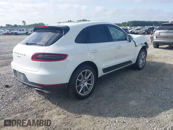 ✅ 2018 Porsche Macan • VIN: WP1AA2A54JLB22639 • Lot: 42285345. Listed on IAAI with 44,988 mi. Free auction sales archive from the USA and detailed vehicle history report at DreamBid. Image 4.