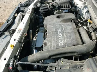 2020 Chevrolet Equinox LT with VIN 3GNAXUEV8LS735423, listed as a IAAI auction lot 43245162 with 53,939 mi miles and . Bid and sale history available at DreamBid. Image 20.