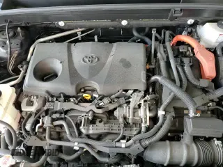 ✅ 2021 Toyota Venza LE • VIN: JTEAAAAH3MJ023523 • Lot: 90419285. Wystawiony na Copart z przebiegiem 48 667 mil. Bezpłatny archiwum sprzedaży aukcyjnych z USA i szczegółowy raport historii pojazdu na DreamBid. Zdjęcie 15.