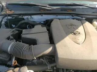 ✅ 2023 Toyota Tacoma SR5 • VIN: 3TMDZ5BN6PM142177 • Lot: 84039415. Listed on Copart with 32,167 mi. Free auction sales archive from the USA and detailed vehicle history report at DreamBid. Image 13.