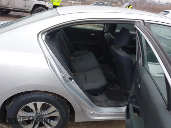 ✅ 2015 Honda Accord LX • VIN: 1HGCR2F37FA184440 • Lot: 44428357. Wystawiony na IAAI z przebiegiem 139 940 mil. Bezpłatny archiwum sprzedaży aukcyjnych z USA i szczegółowy raport historii pojazdu na DreamBid. Zdjęcie 8.