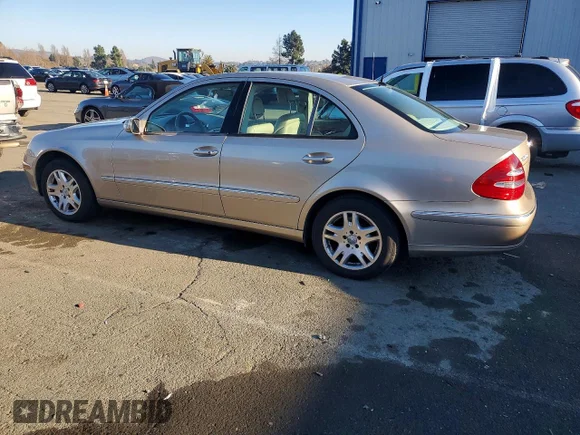 ✅ 2006 Mercedes-Benz E 350 • VIN: WDBUF56J66A759461 • Lot: 72631955. Wystawiony na Copart z przebiegiem 105 755 mil. Bezpłatny archiwum sprzedaży aukcyjnych z USA i szczegółowy raport historii pojazdu na DreamBid. Zdjęcie 2.