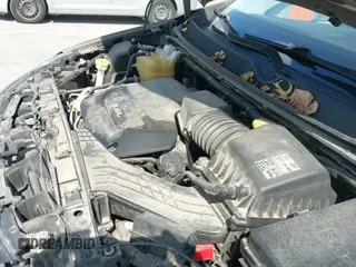 ✅ 2017 Chrysler Pacifica Touring • VIN: 2C4RC1DG7HR771861 • Лот: 43367773. Опубликован ранее на IAAI с пробегом 152 060 миль. Бесплатный доступ к архиву аукционных продаж из США и подробный отчёт об истории автомобиля на DreamBid. Изображение 19.