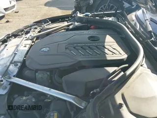 ✅ 2023 BMW 4 Series M440i • VIN: WBA53AT09PCL49954 • Lot: 41478951. Wystawiony na IAAI z przebiegiem 27 105 mil. Bezpłatny archiwum sprzedaży aukcyjnych z USA i szczegółowy raport historii pojazdu na DreamBid. Zdjęcie 23.