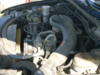 ✅ 2000 GMC Sonoma SLS • VIN: 1GTCS19W6Y8205940 • Lot: 42510341. Listed on IAAI with 163,942 mi. Free auction sales archive from the USA and detailed vehicle history report at DreamBid. Image 20.