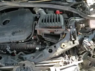 ✅ 2020 MINI Clubman Cooper S • VIN: WMWXJ1C01L2M23186 • Lot: 60063955. Wystawiony na Copart z przebiegiem 89 416 mil. Bezpłatny archiwum sprzedaży aukcyjnych z USA i szczegółowy raport historii pojazdu na DreamBid. Zdjęcie 16.