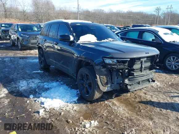 ✅ 2022 Jeep Grand Cherokee Altitude • VIN: 1C4RJHAG5N8573788 • Lot: 44211611. Listed on IAAI with 38,128 mi. Free auction sales archive from the USA and detailed vehicle history report at DreamBid. Image 1.