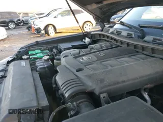 ✅ 2019 Nissan Armada SL • VIN: JN8AY2NC0K9586939 • Lot: 41441249. Wystawiony na IAAI z przebiegiem 132 941 mil. Bezpłatny archiwum sprzedaży aukcyjnych z USA i szczegółowy raport historii pojazdu na DreamBid. Zdjęcie 18.