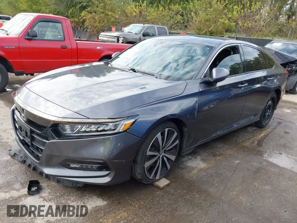 ✅ 2018 Honda Accord Sport • VIN: 1HGCV1F32JA133118 • Lot: 43329296. Wystawiony na IAAI z przebiegiem 136 291 mil. Bezpłatny archiwum sprzedaży aukcyjnych z USA i szczegółowy raport historii pojazdu na DreamBid. Zdjęcie 2.