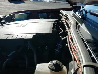 ✅ 2006 Toyota Tacoma • VIN: 5TEUU42N26Z245168 • Lot: 41477409. Wystawiony na IAAI z przebiegiem 197 462 mil. Bezpłatny archiwum sprzedaży aukcyjnych z USA i szczegółowy raport historii pojazdu na DreamBid. Zdjęcie 19.