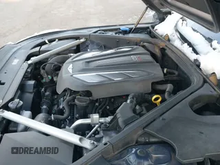 ✅ 2018 Genesis G90 Premium • VIN: KMHG34JA5JU043341 • Лот: 41272841. Опубликован ранее на IAAI с пробегом 33 527 миль. Бесплатный доступ к архиву аукционных продаж из США и подробный отчёт об истории автомобиля на DreamBid. Изображение 18.