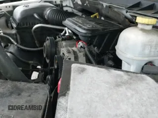 ✅ 2010 Dodge 1500 ST • VIN: 1D7RB1GK3AS196655 • Lot: 41493605. Wystawiony na IAAI z przebiegiem 268 509 mil. Bezpłatny archiwum sprzedaży aukcyjnych z USA i szczegółowy raport historii pojazdu na DreamBid. Zdjęcie 20.