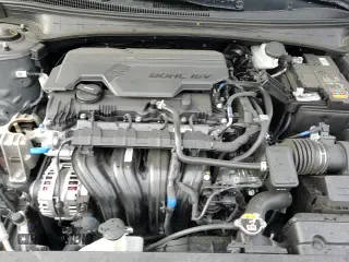 ✅ 2025 Hyundai Elantra SEL Convenience • VIN: KMHLS4DG7SU032411 • Lot: 93052025. Listed on Copart with 12,735 mi. Free auction sales archive from the USA and detailed vehicle history report at DreamBid. Image 13.