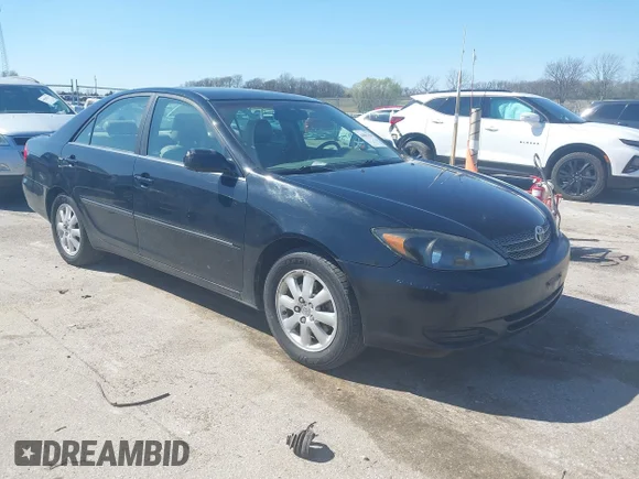 ✅ 2002 Toyota Camry SE • VIN: JTDBF30K920061568 • Lot: 44887959. Listed on IAAI with 278,380 mi. Free auction sales archive from the USA and detailed vehicle history report at DreamBid. Image 1.