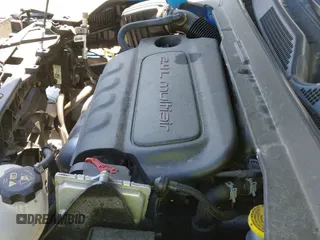 ✅ 2022 Jeep Compass Latitude • VIN: 3C4NJDBB9NT171445 • Lot: 42813677. Wystawiony na IAAI z przebiegiem 20 732 mil. Bezpłatny archiwum sprzedaży aukcyjnych z USA i szczegółowy raport historii pojazdu na DreamBid. Zdjęcie 19.