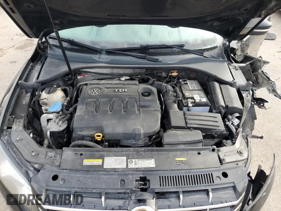 ✅ 2015 Volkswagen Passat SE • VIN: 1VWBV7A39FC008355 • Lot: 46403033. Wystawiony na Copart z przebiegiem 129 028 mil. Bezpłatny archiwum sprzedaży aukcyjnych z USA i szczegółowy raport historii pojazdu na DreamBid. Zdjęcie 12.