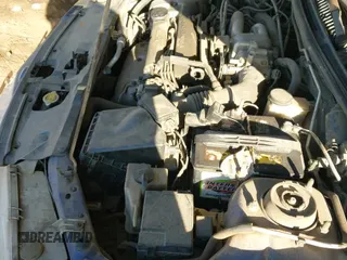 ✅ 1995 Mazda Protege • VIN: JM1BA1418S0159401 • Лот: 41643895. Опубликован ранее на IAAI с пробегом 191 301 миль. Бесплатный доступ к архиву аукционных продаж из США и подробный отчёт об истории автомобиля на DreamBid. Изображение 20.