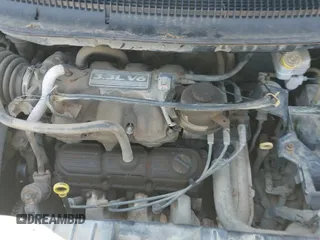 ✅ 2006 Chrysler Town & Country • VIN: 1A4GP45R86B601950 • Lot: 42948145. Listed on IAAI with 202,313 mi. Free auction sales archive from the USA and detailed vehicle history report at DreamBid. Image 13.