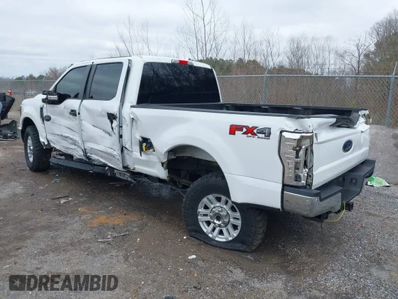 ✅ 2018 Ford F-250 XL • VIN: 1FT7W2B63JEB70397 • Lot: 41637099. Listed on IAAI with 163,126 mi. Free auction sales archive from the USA and detailed vehicle history report at DreamBid. Image 3.