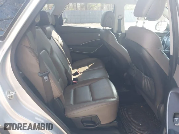 ✅ 2017 Hyundai Santa Fe Limited • VIN: KM8SNDHFXHU168089 • Lot: 44568841. Wystawiony na IAAI z przebiegiem 150 260 mil. Bezpłatny archiwum sprzedaży aukcyjnych z USA i szczegółowy raport historii pojazdu na DreamBid. Zdjęcie 8.