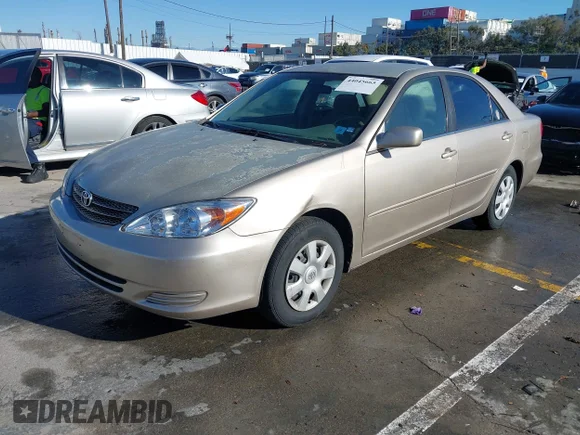 ✅ 2003 Toyota Camry LE • VIN: 4T1BE32K83U657227 • Lot: 44045665. Wystawiony na IAAI z przebiegiem 149 476 mil. Bezpłatny archiwum sprzedaży aukcyjnych z USA i szczegółowy raport historii pojazdu na DreamBid. Zdjęcie 2.