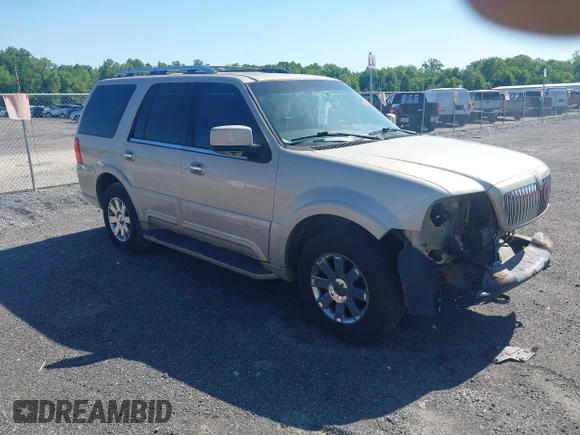 ✅ 2004 Lincoln Navigator Luxury • VIN: 5LMFU28R34LJ25438 • Лот: 45163478. Опубликован ранее на IAAI с пробегом 126 017 миль. Бесплатный доступ к архиву аукционных продаж из США и подробный отчёт об истории автомобиля на DreamBid. Изображение 1.