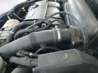 ✅ 2013 MINI Convertible S • VIN: WMWZP3C58DT551385 • Lot: 42363048. Wystawiony na IAAI z przebiegiem 117 373 mil. Bezpłatny archiwum sprzedaży aukcyjnych z USA i szczegółowy raport historii pojazdu na DreamBid. Zdjęcie 20.